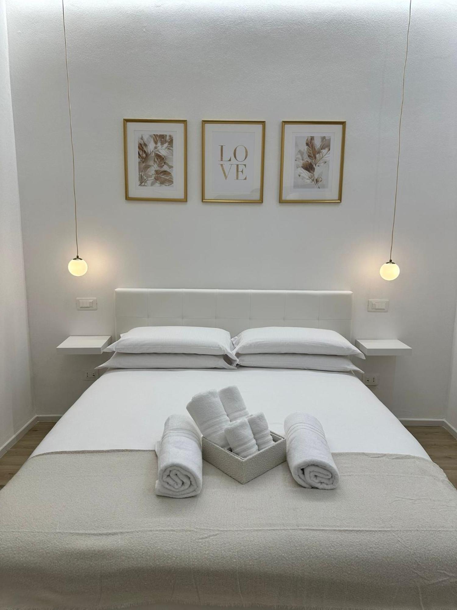 Center Rooms Специя Екстериор снимка