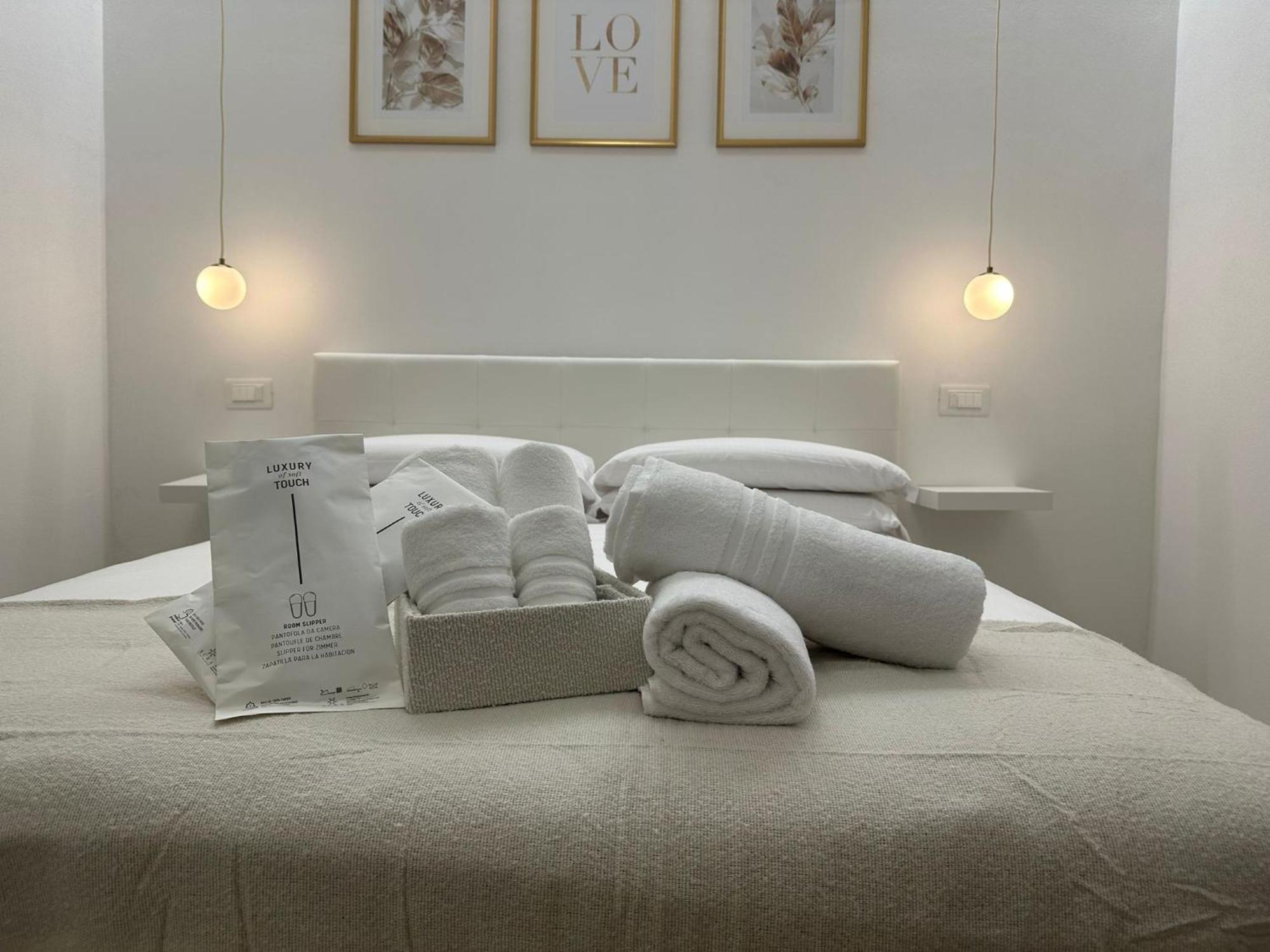 Center Rooms Специя Екстериор снимка