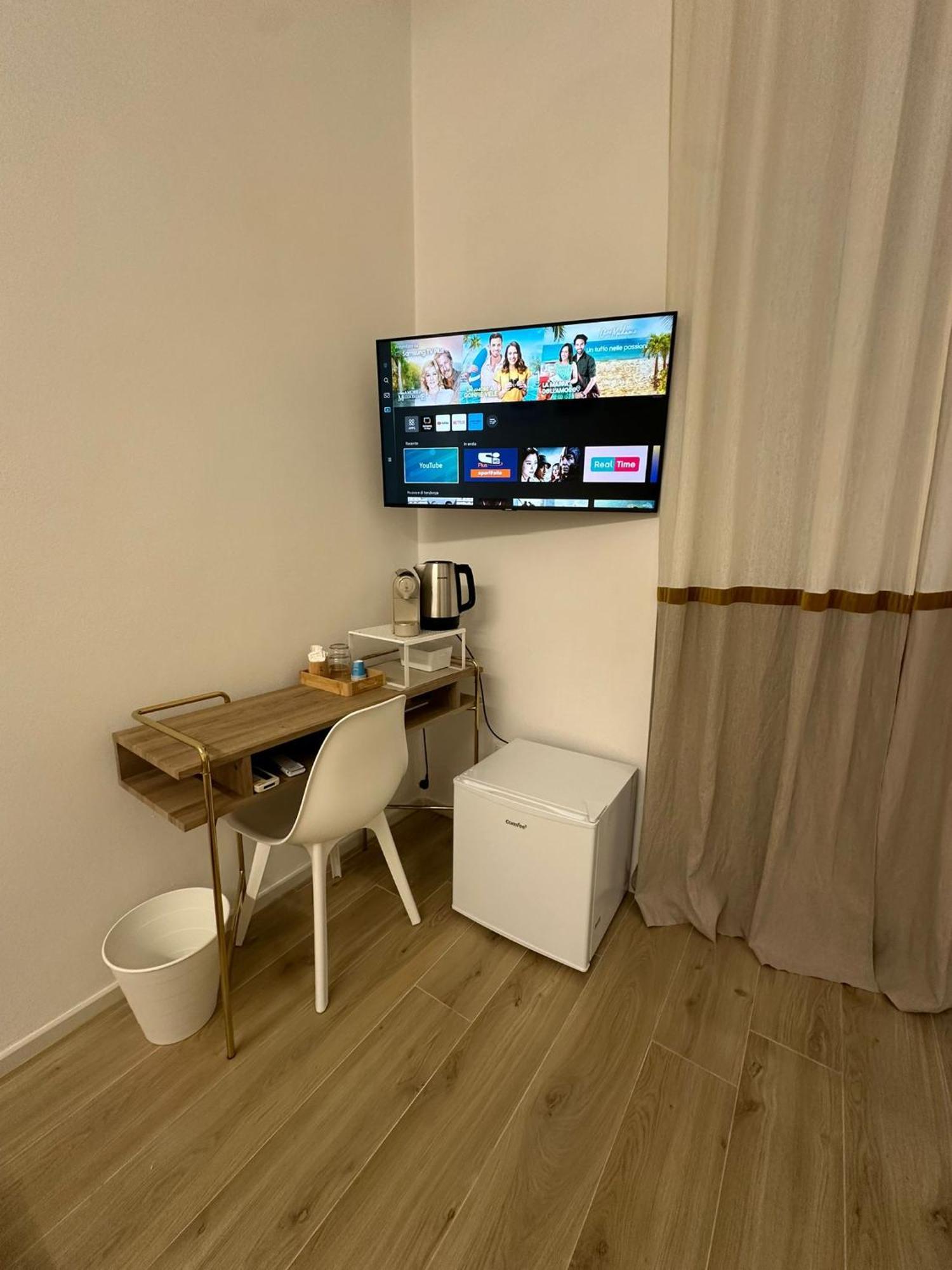 Center Rooms Специя Екстериор снимка