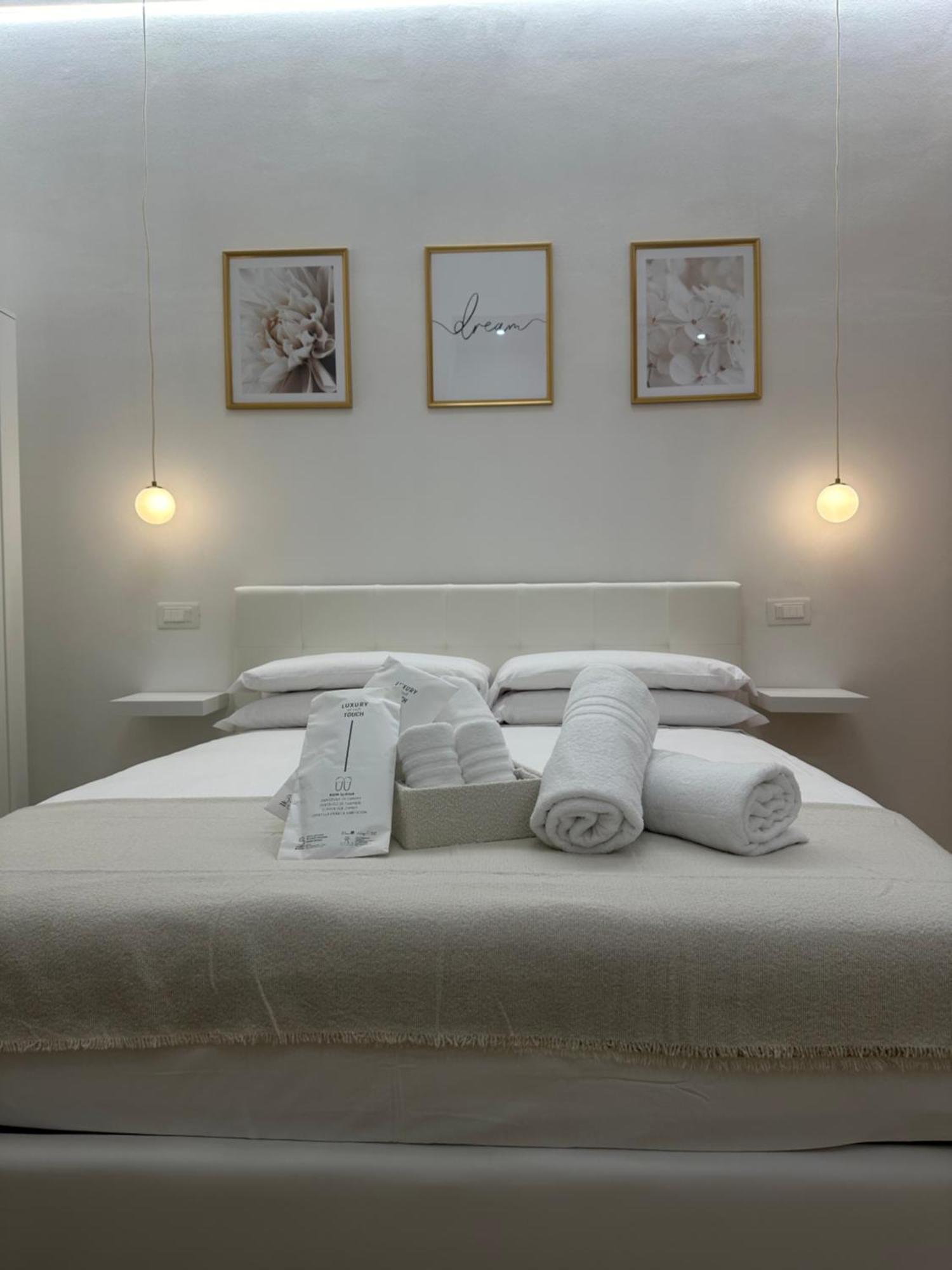Center Rooms Специя Екстериор снимка