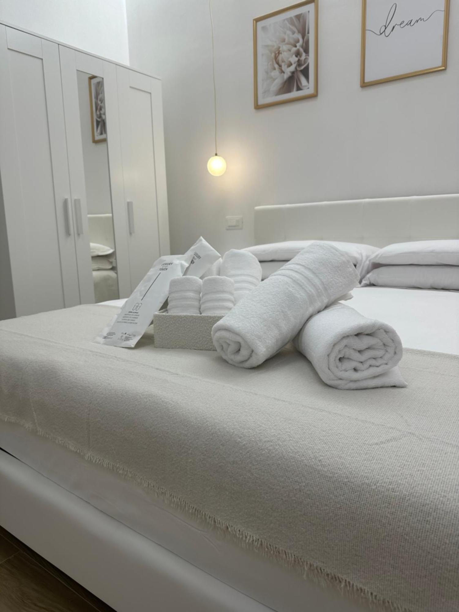 Center Rooms Специя Екстериор снимка